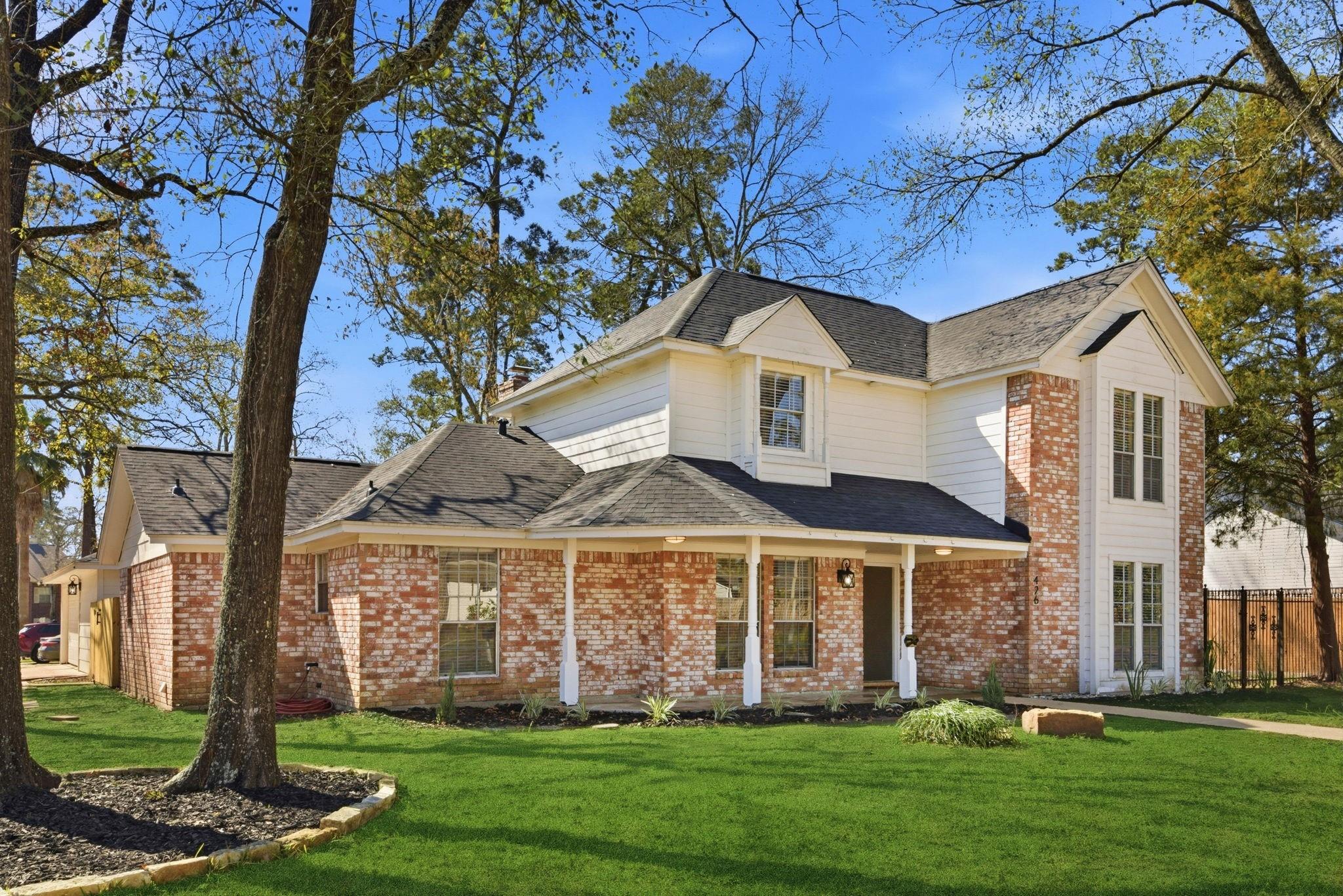 426 Pine Manor Drive