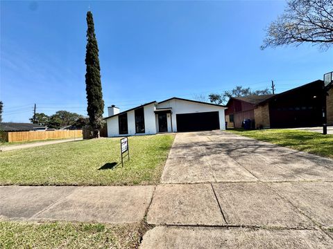 Photo of 7203 Addicks Clodine Road, Houston, TX 77083 (MLS # 4765207)