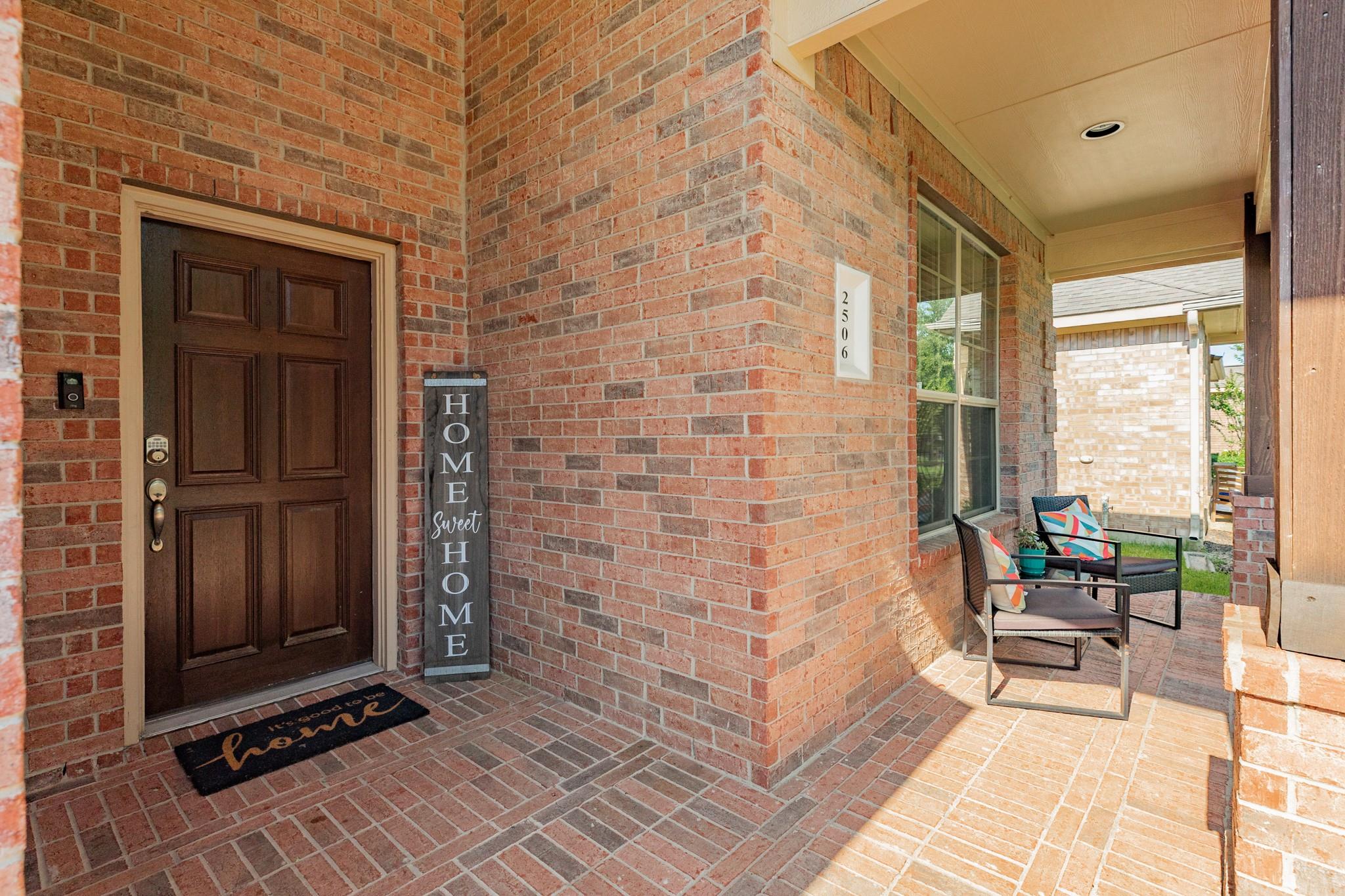 2506 Via Montesano