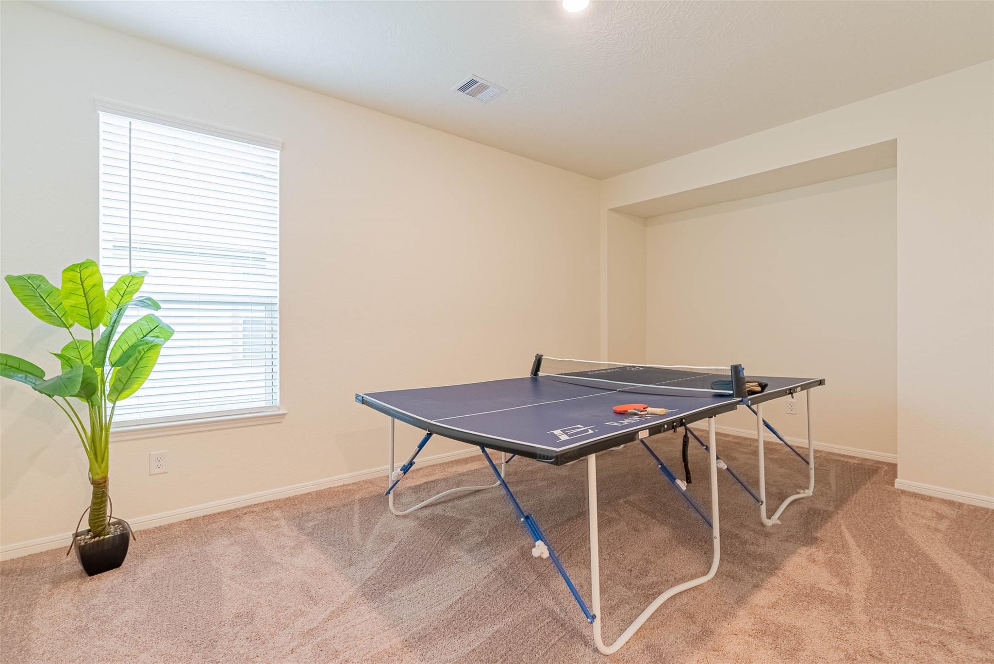 2114 Damasi Ln
