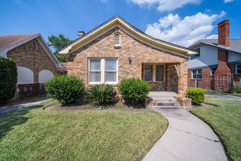 Photo of 2505 Eagle Street, Houston, TX 77004 (MLS # 85650510)