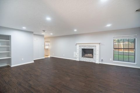 Tiny photo for 5214 Lodge Creek Drive, Houston, TX 77066 (MLS # 43655376)