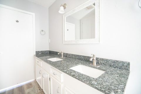 Tiny photo for 5214 Lodge Creek Drive, Houston, TX 77066 (MLS # 43655376)