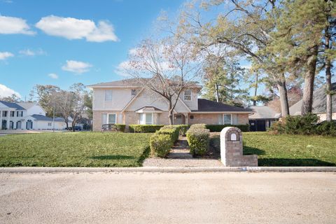 Photo of 5214 Lodge Creek Drive, Houston, TX 77066 (MLS # 43655376)