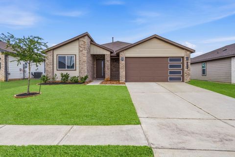 Photo of 12119 Bear River Drive, Conroe, TX 77384 (MLS # 19119862)