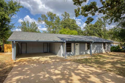 Photo of 130 Hillcrest Drive, Palestine, TX 75801 (MLS # 19655376)