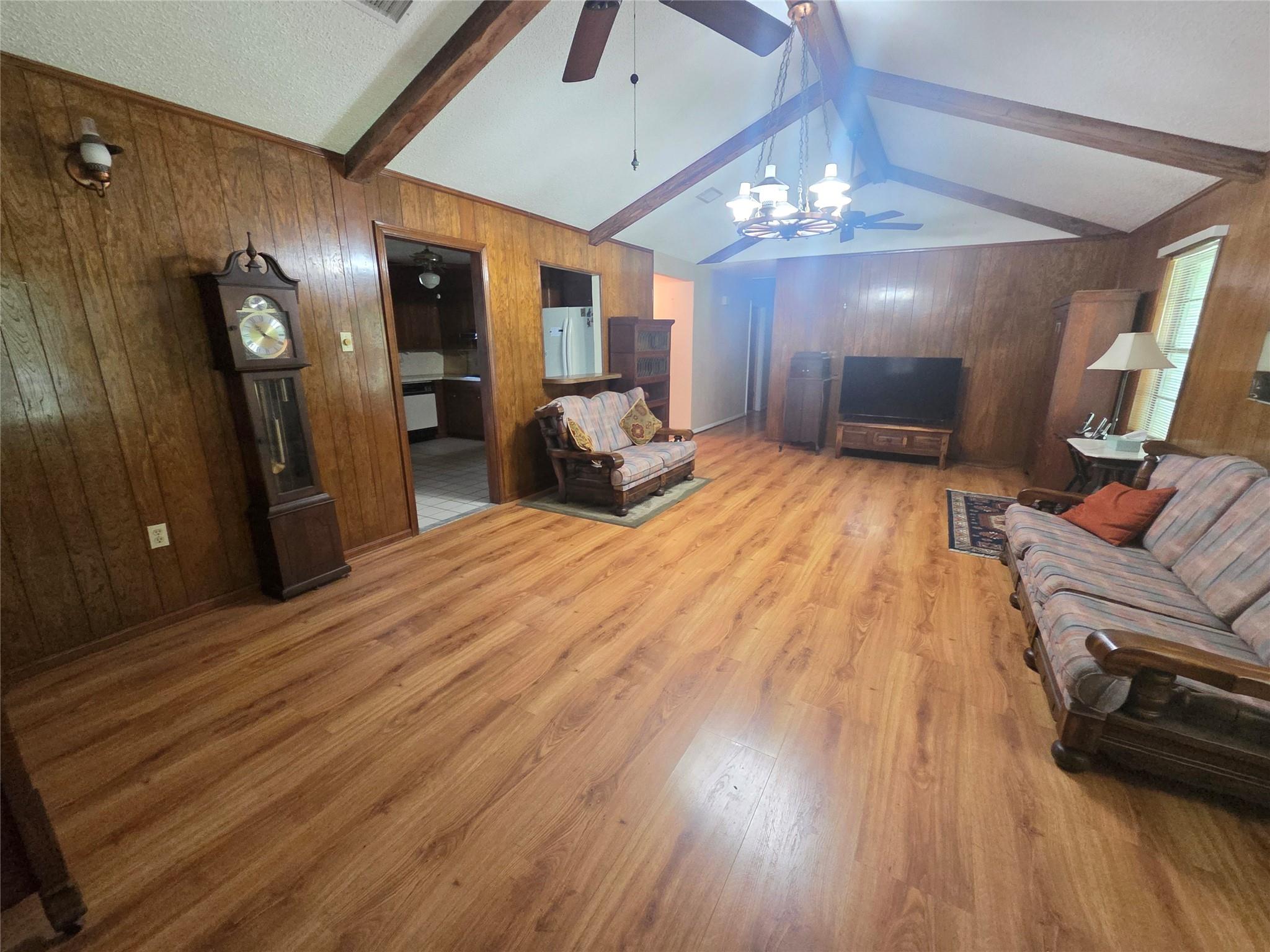 3804 Shady Lane