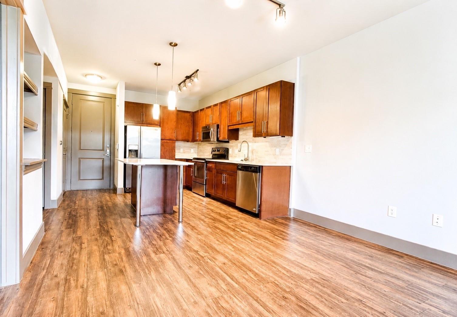 2910 Milam St Street 1136