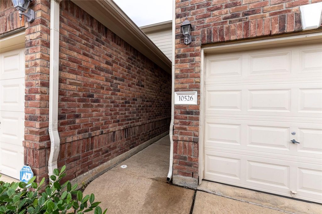Photo of 10526 Willow Park View, Houston, TX 77070 (MLS # 50114404)
