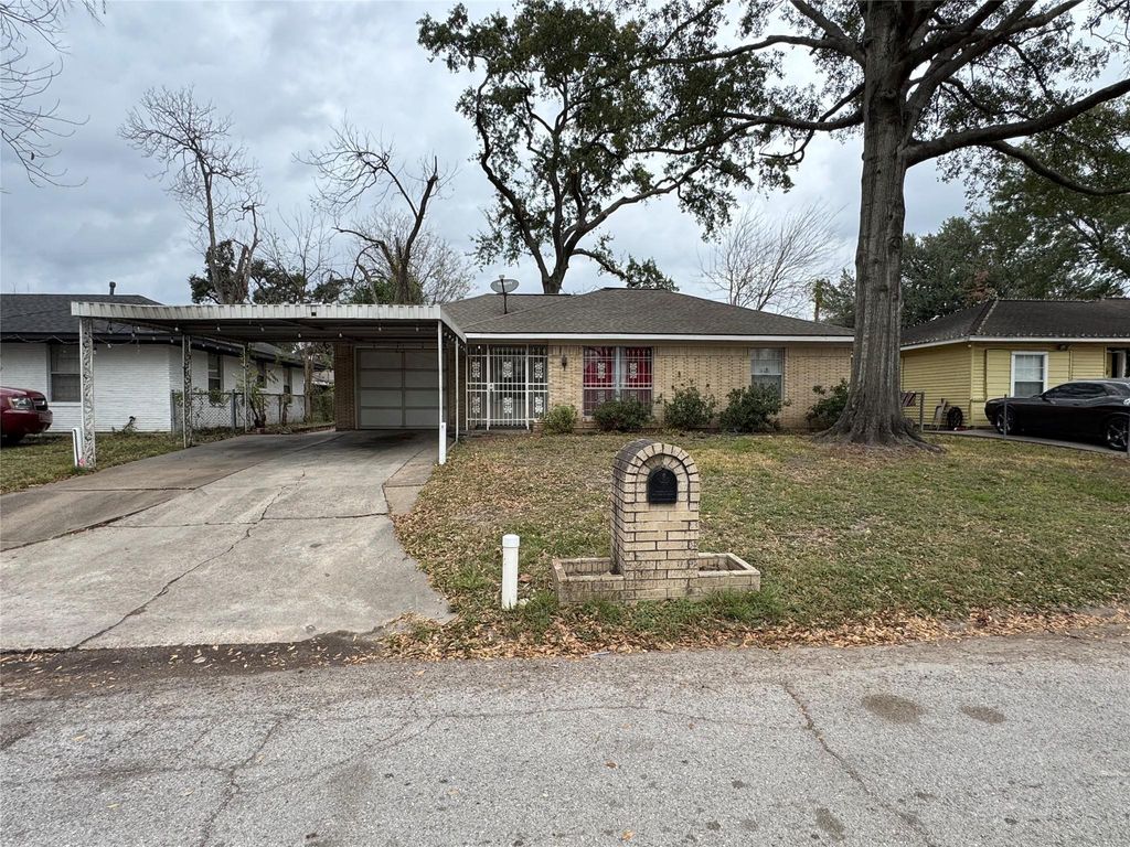 Photo of 3007 Trenton Road, Houston, TX 77093 (MLS # 36401936)