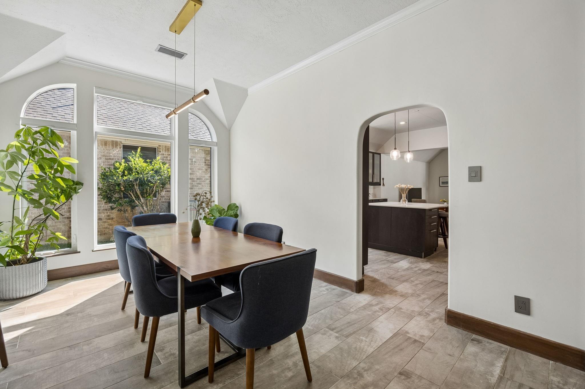 20823 Medallion Pointe Drive