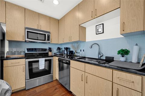 Tiny photo for 5925 Almeda Road #10806, Houston, TX 77004 (MLS # 81950860)