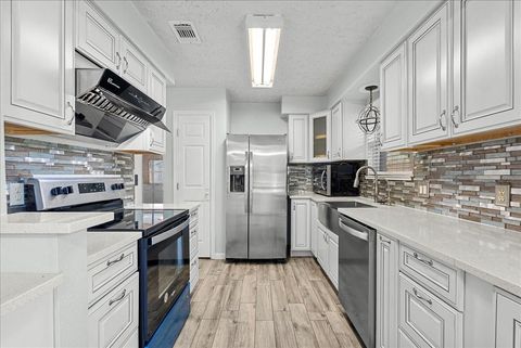 Photo of 2919 Marlin Court, League City, TX 77573 (MLS # 27309106)