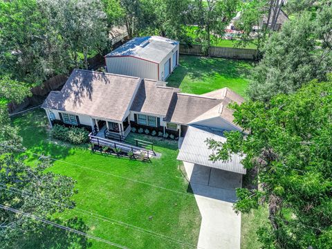 Photo of 1503 W Fairview Drive, Alvin, TX 77511 (MLS # 51769232)