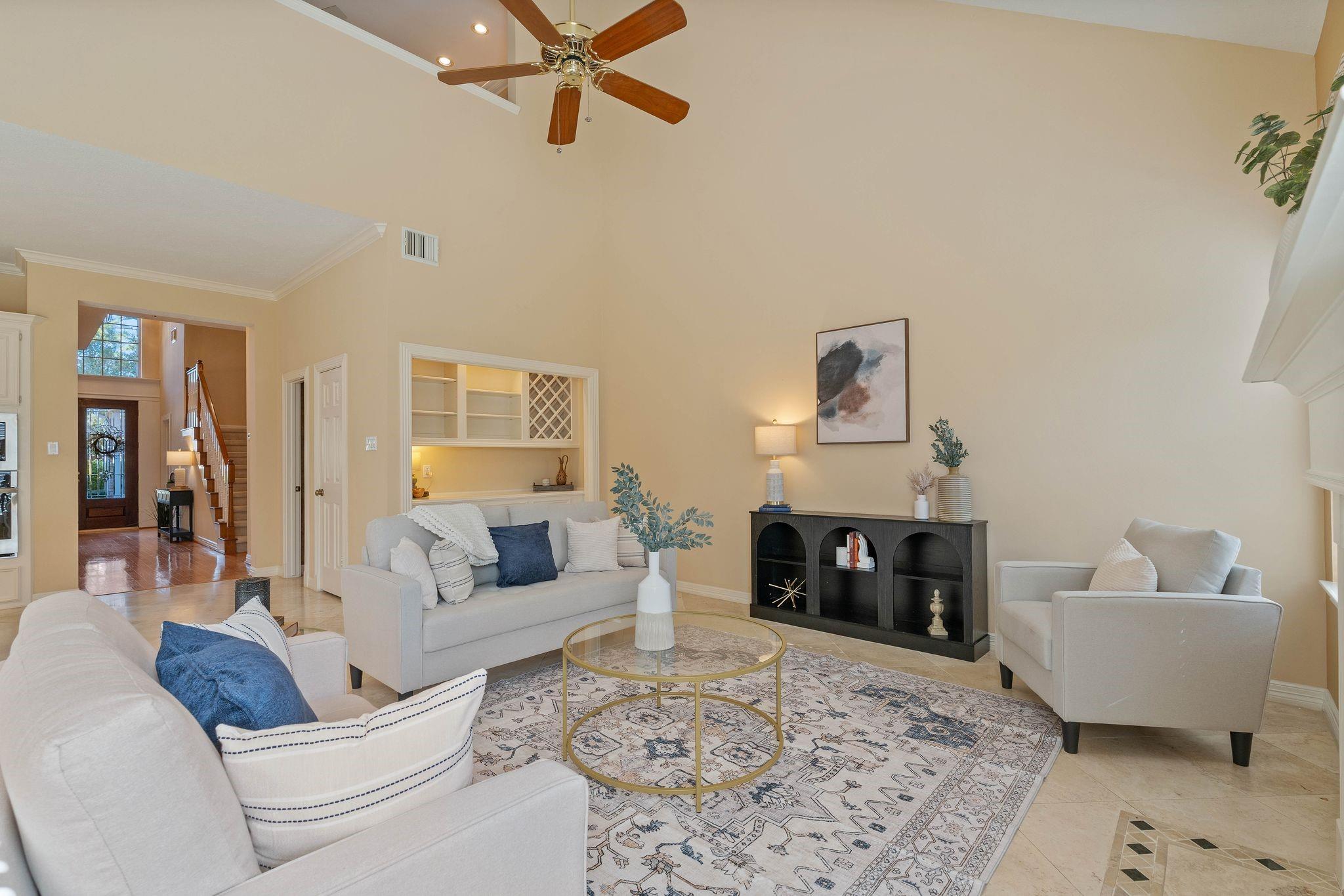 13 Stonegate Park Court