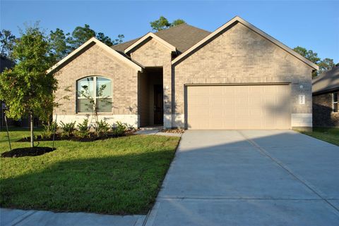 Photo of 14131 Lake Lodge Drive, Conroe, TX 77384 (MLS # 4159356)