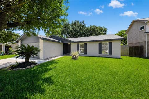 Photo of 10431 Long River Drive, Sugar Land, TX 77498 (MLS # 39914808)