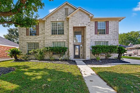 Photo of 11727 Spring Path Ct Court, Tomball, TX 77377 (MLS # 40205279)