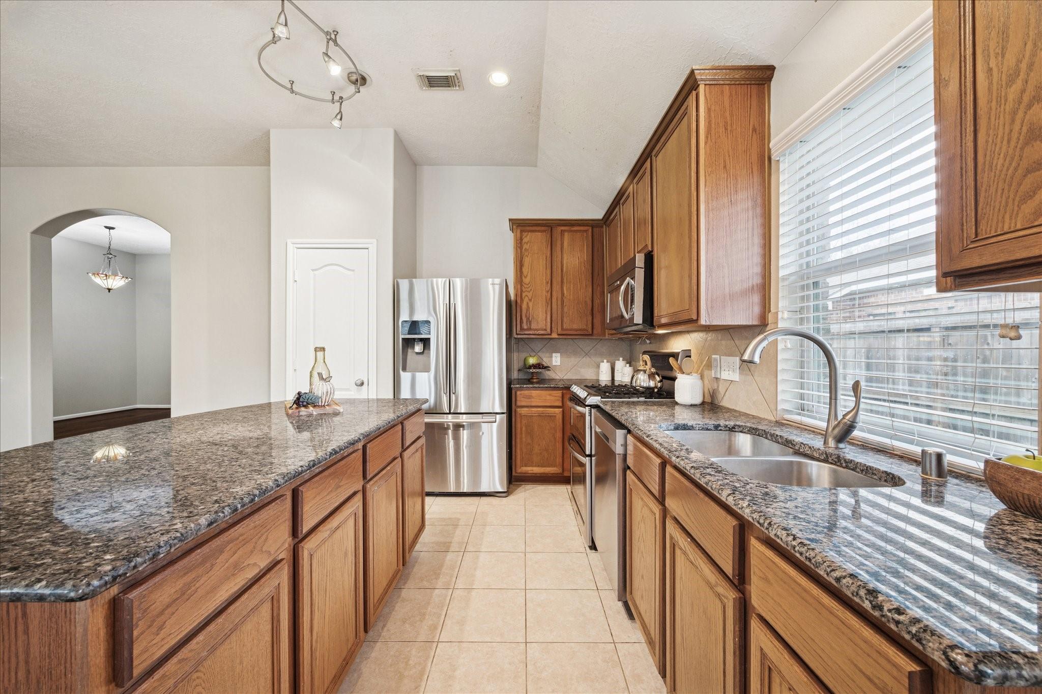 1909 Lazy Hollow Lane