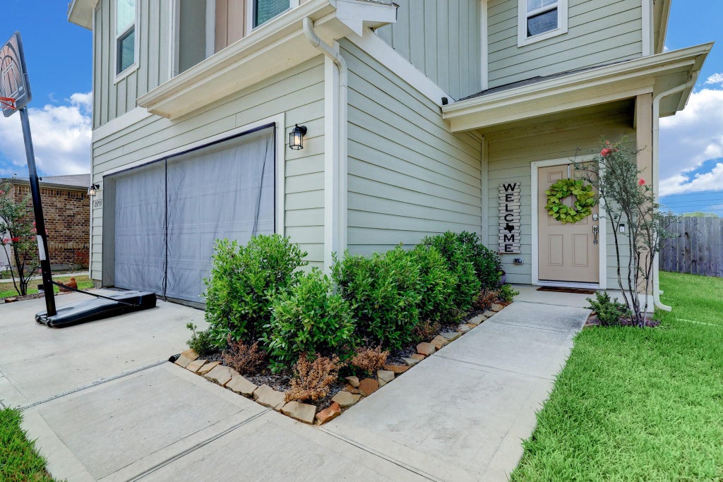 Photo of 25735 Royal Catchfly Road, Katy, TX 77493 (MLS # 82440069)