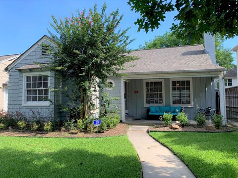 Photo of 3909 Rice Boulevard, Houston, TX 77005 (MLS # 71718534)