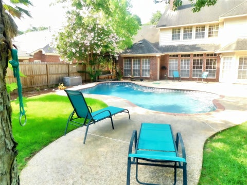 Photo of 3814 Bayou Bend Court, Sugar Land, TX 77479 (MLS # 44895684)