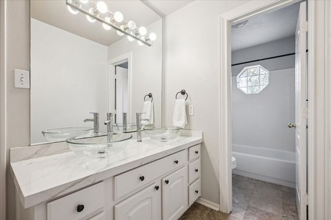 Tiny photo for 12711 Rock Falls Way, Houston, TX 77041 (MLS # 70620810)