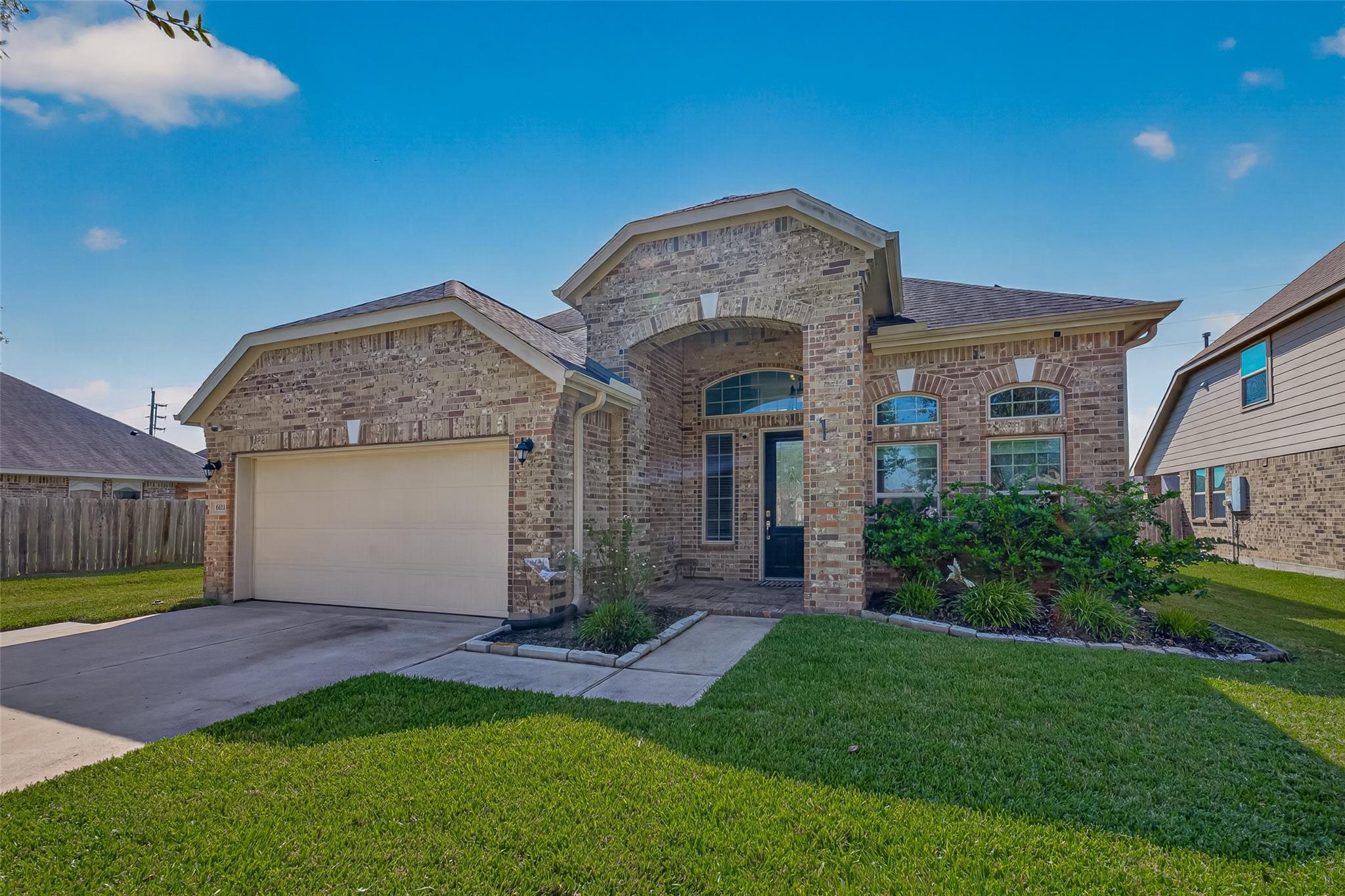 6111 Wayne Way