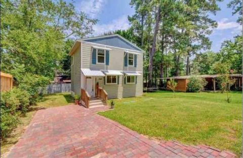 1441 Chapparal Rd Montgomery TX 77316