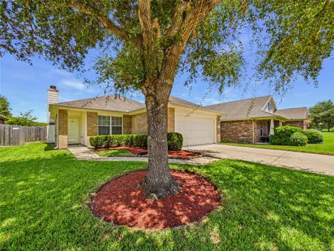 Photo of 806 Rocky Rose Court, La Marque, TX 77568 (MLS # 10003188)