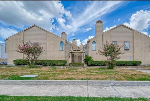 Photo of 6750 Sands Point Drive, Houston, TX 77074 (MLS # 45439932)