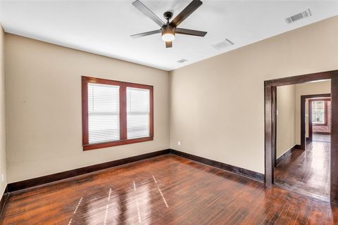 Photo of 3010 Avenue Q #3, Galveston, TX 77550 (MLS # 61385122)