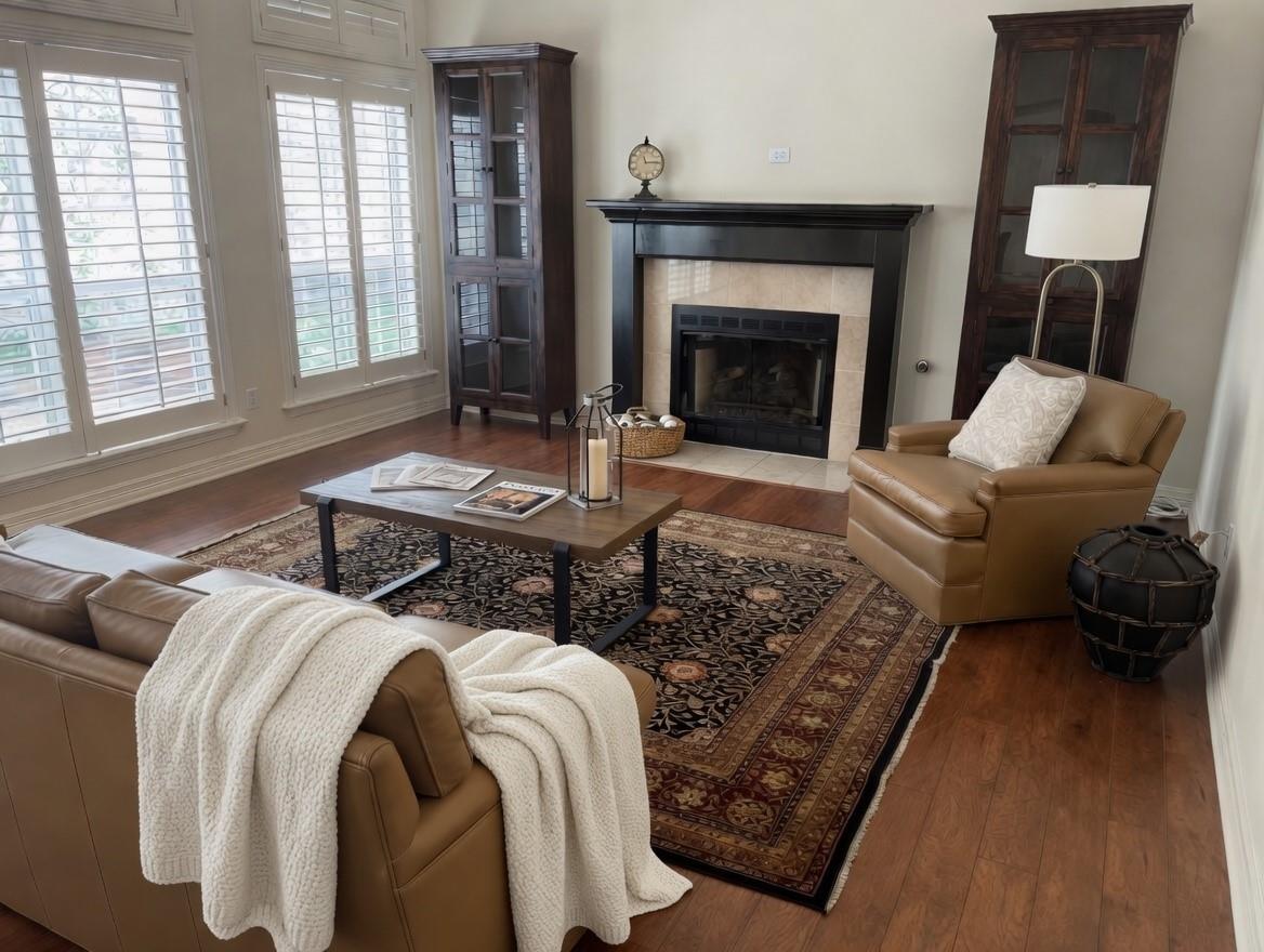 902 Grand Oaks Circle