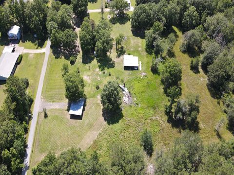 Photo of 341 Private Road 8375, Evadale, TX 77615 (MLS # 82794376)