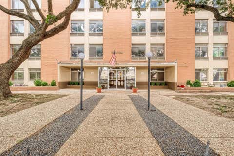 Photo of 7520 Hornwood Drive #906, Houston, TX 77036 (MLS # 72005063)
