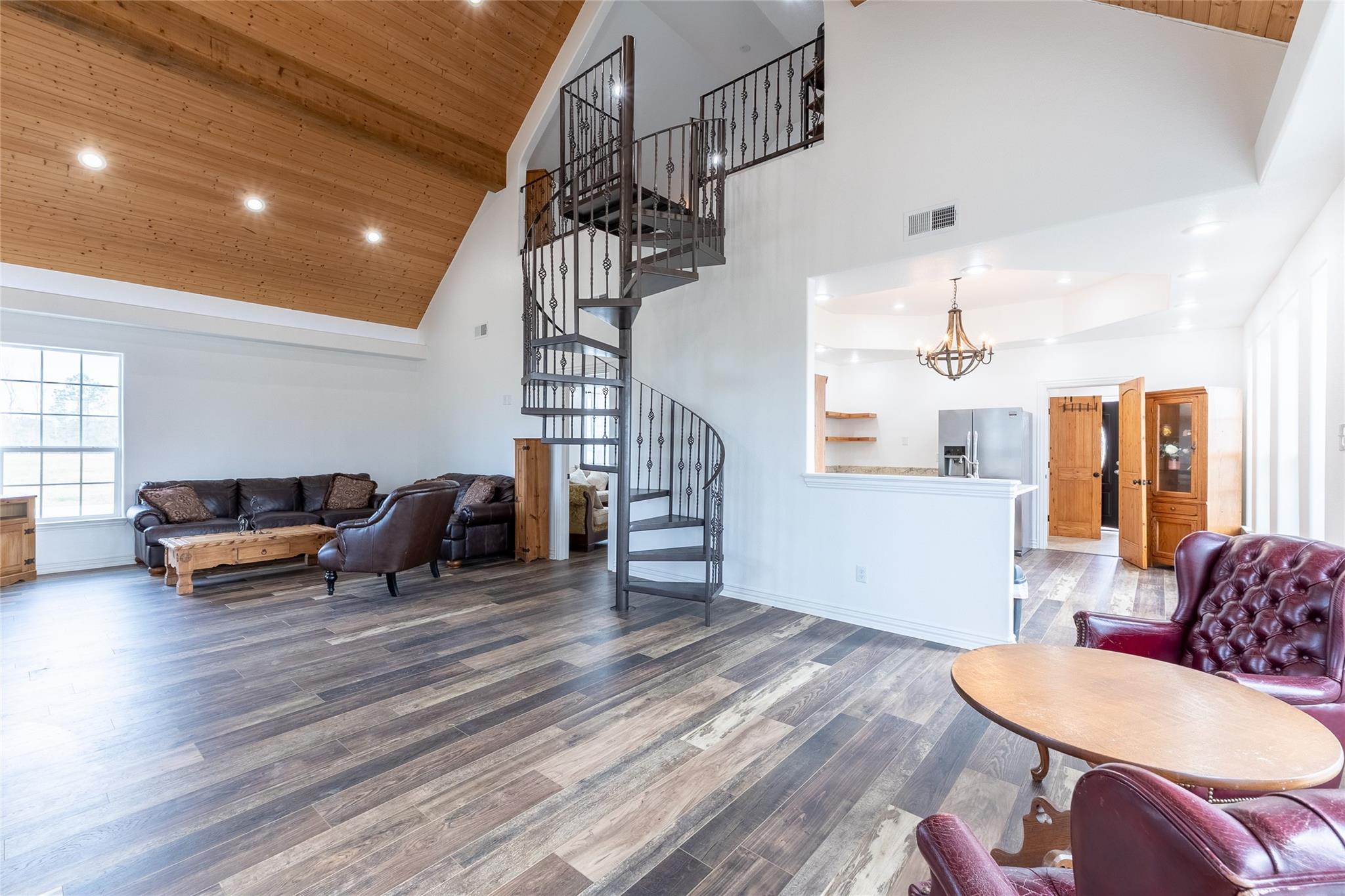 105 County Road 2239