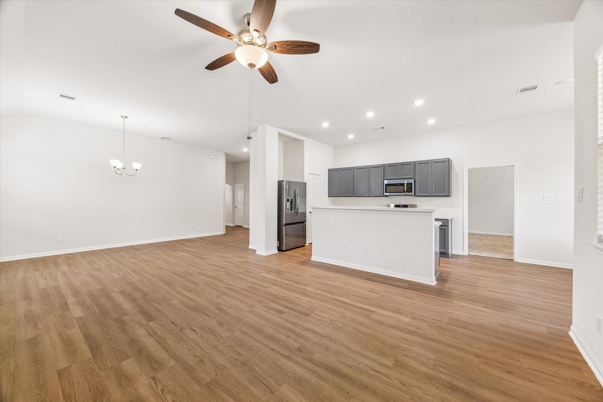 11041 Patriot Court