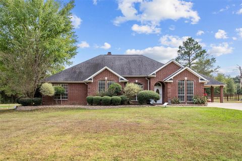 Photo of 2101 San Antonio Road, Crockett, TX 75835 (MLS # 57099727) Photo of 2101 San Antonio Road, Crockett, TX 75835 (MLS # 57099727)