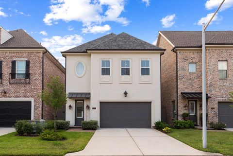 Photo of 114 Magnolia Green Street, The Woodlands, TX 77384 (MLS # 61740896)