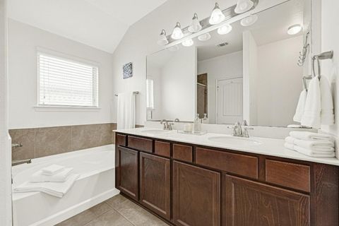 Tiny photo for 1933 Howth Avenue, Houston, TX 77051 (MLS # 92012528)