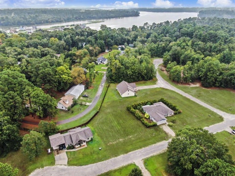 Photo of 14 Drywood Lane, Huntsville, TX 77340 (MLS # 45517717)