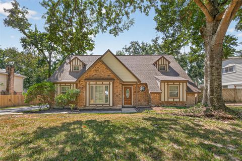 Photo of 614 Orangewood Drive, Conroe, TX 77302 (MLS # 38535827)