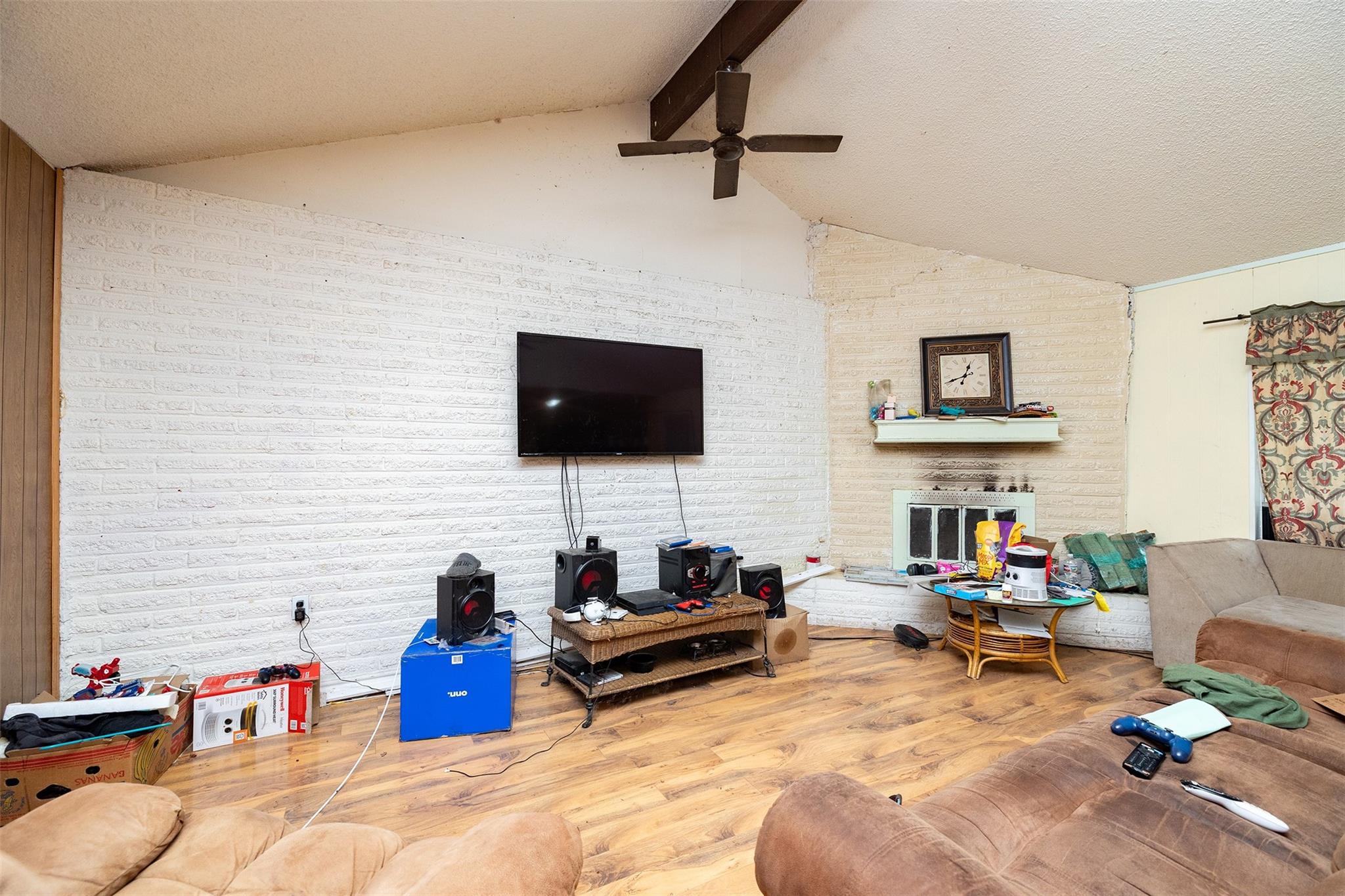 2427 Fairgreen Drive