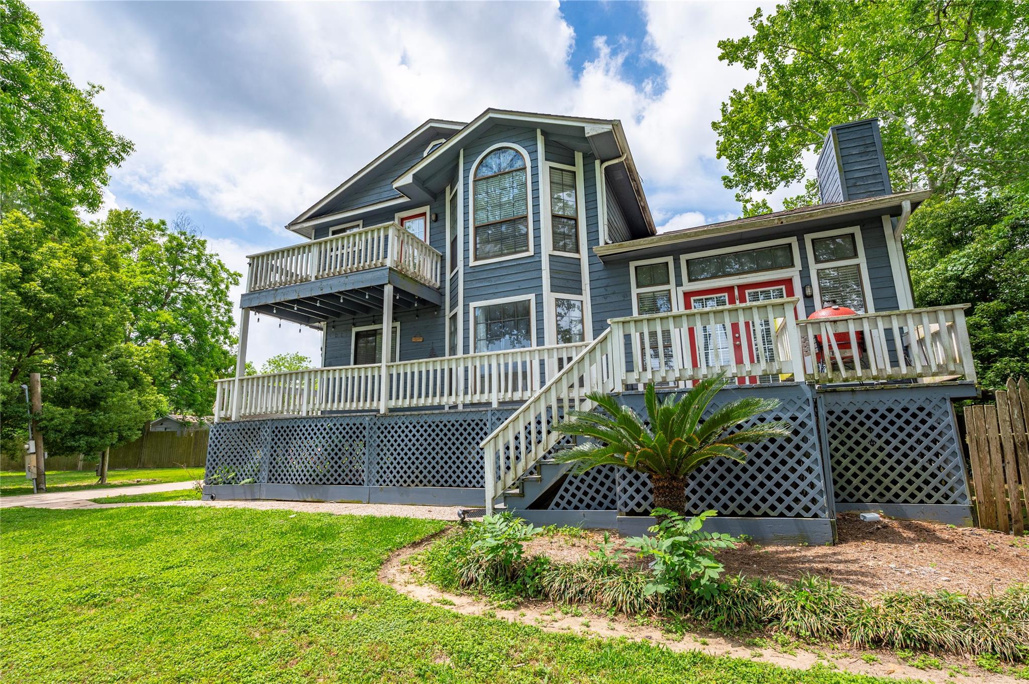 3726 Bayshore Drive