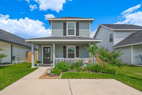 Photo of 9923 Opal Stone Way, Conroe, TX 77306 (MLS # 42807263)