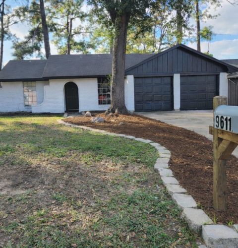 Photo of 9611 Jaywood Drive, Houston, TX 77040 (MLS # 38497685)