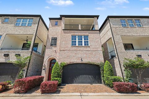 Photo of 2713 Kinsley Oaks Drive, Houston, TX 77007 (MLS # 50654228)