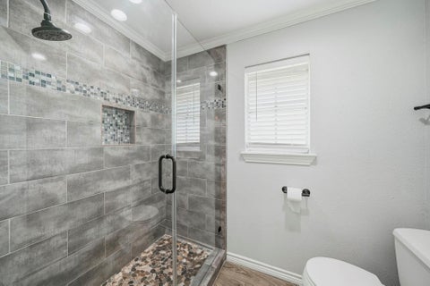 Tiny photo for 302 Country Road 893, Angleton, TX 77515 (MLS # 42683438)