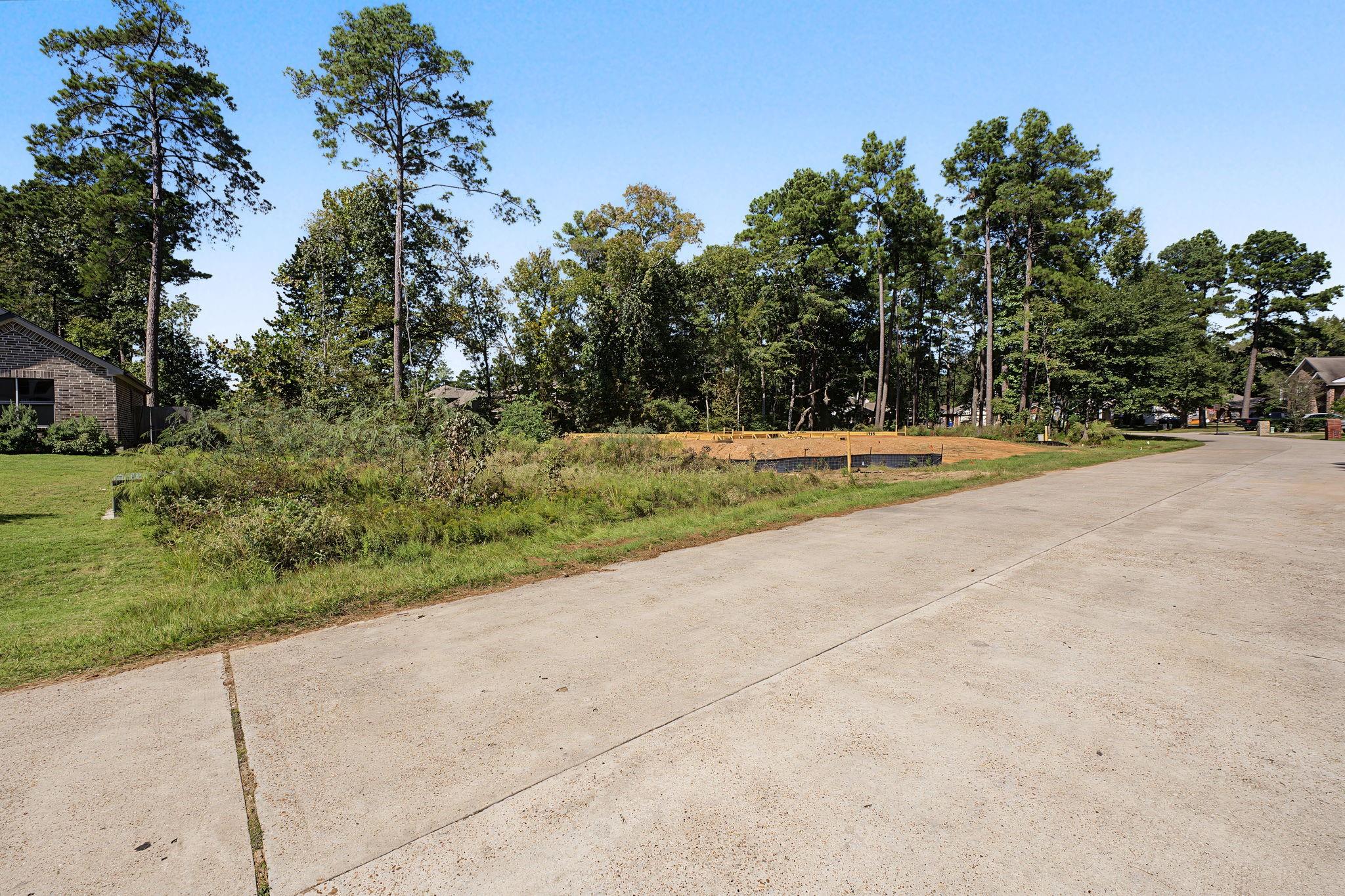 1981 La Salle Park Drive