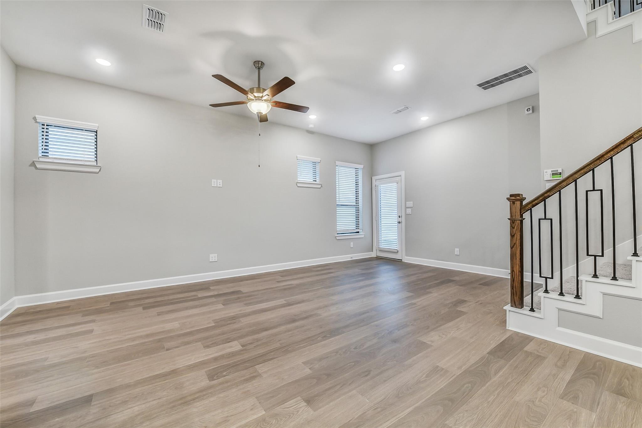 3311 Full Bellied Lane